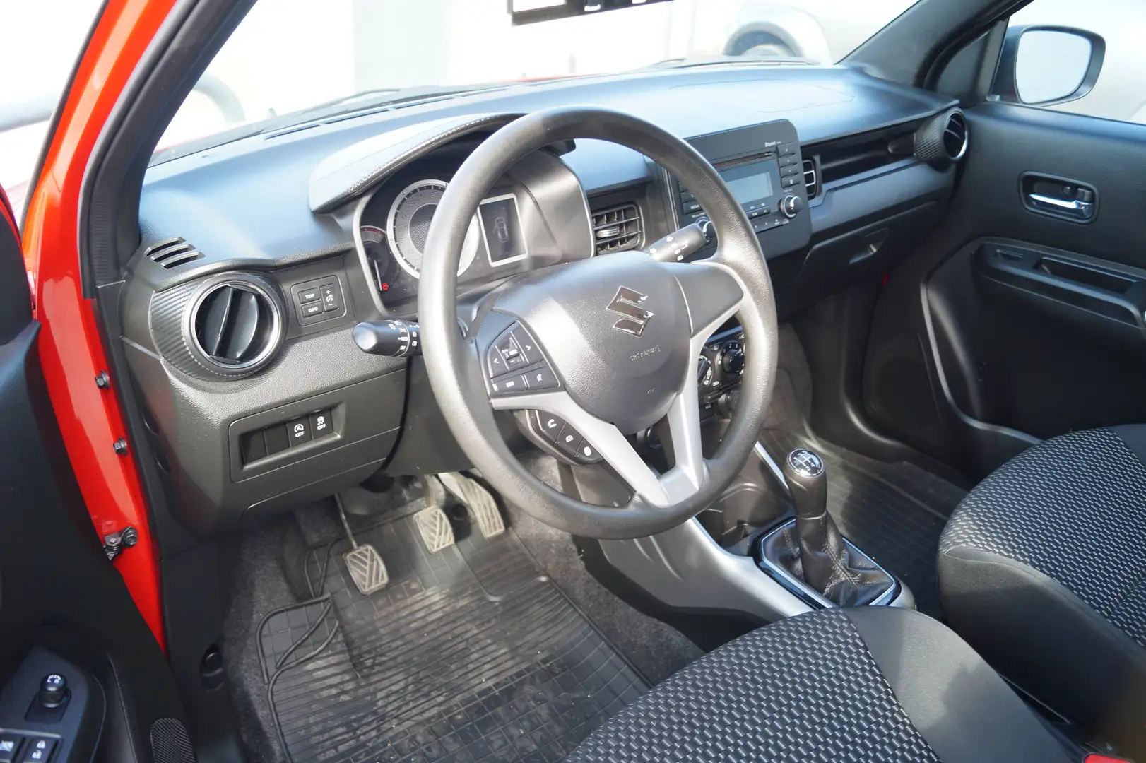 Suzuki Ignis Clear Allrad Rot - 2