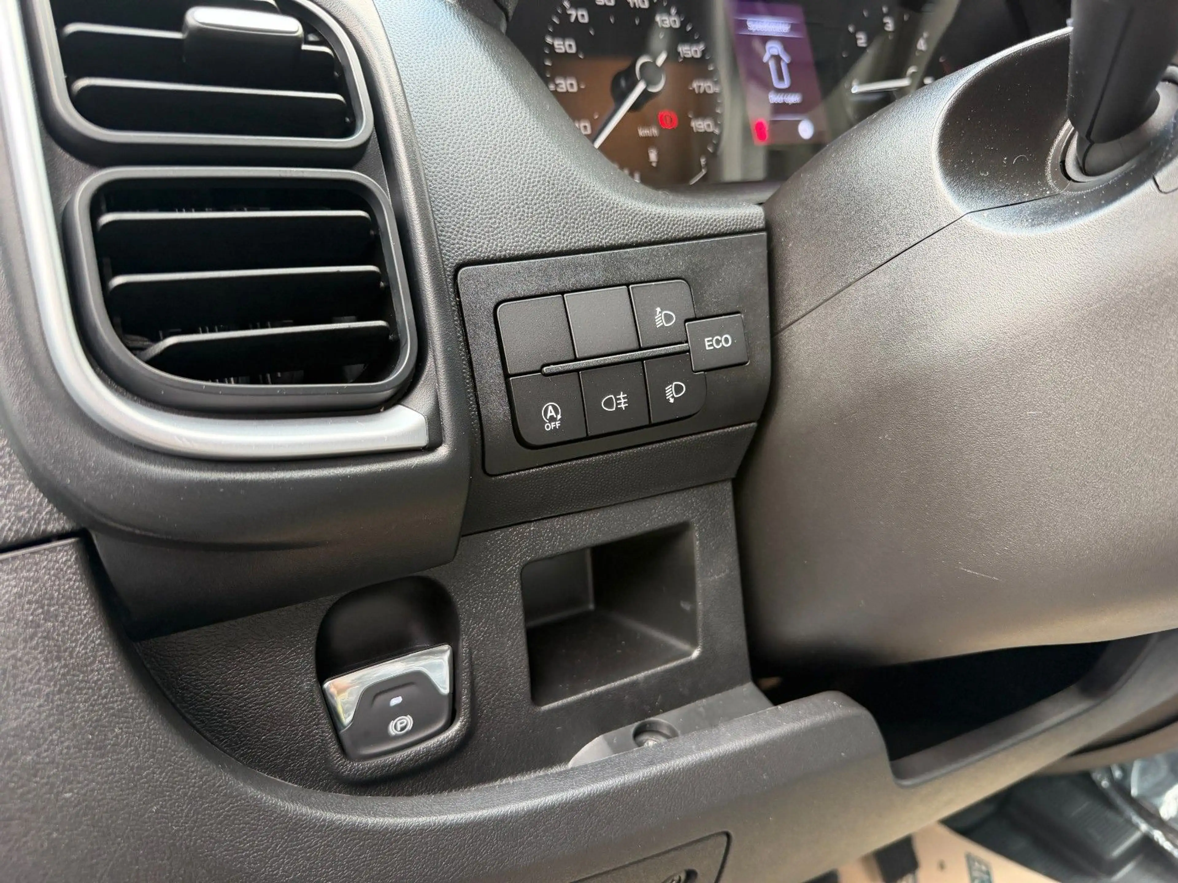 Toyota Proace Max 35 L2H2 2.2 140 WEBASTO+2xTÜREN+BODEN — photo 15