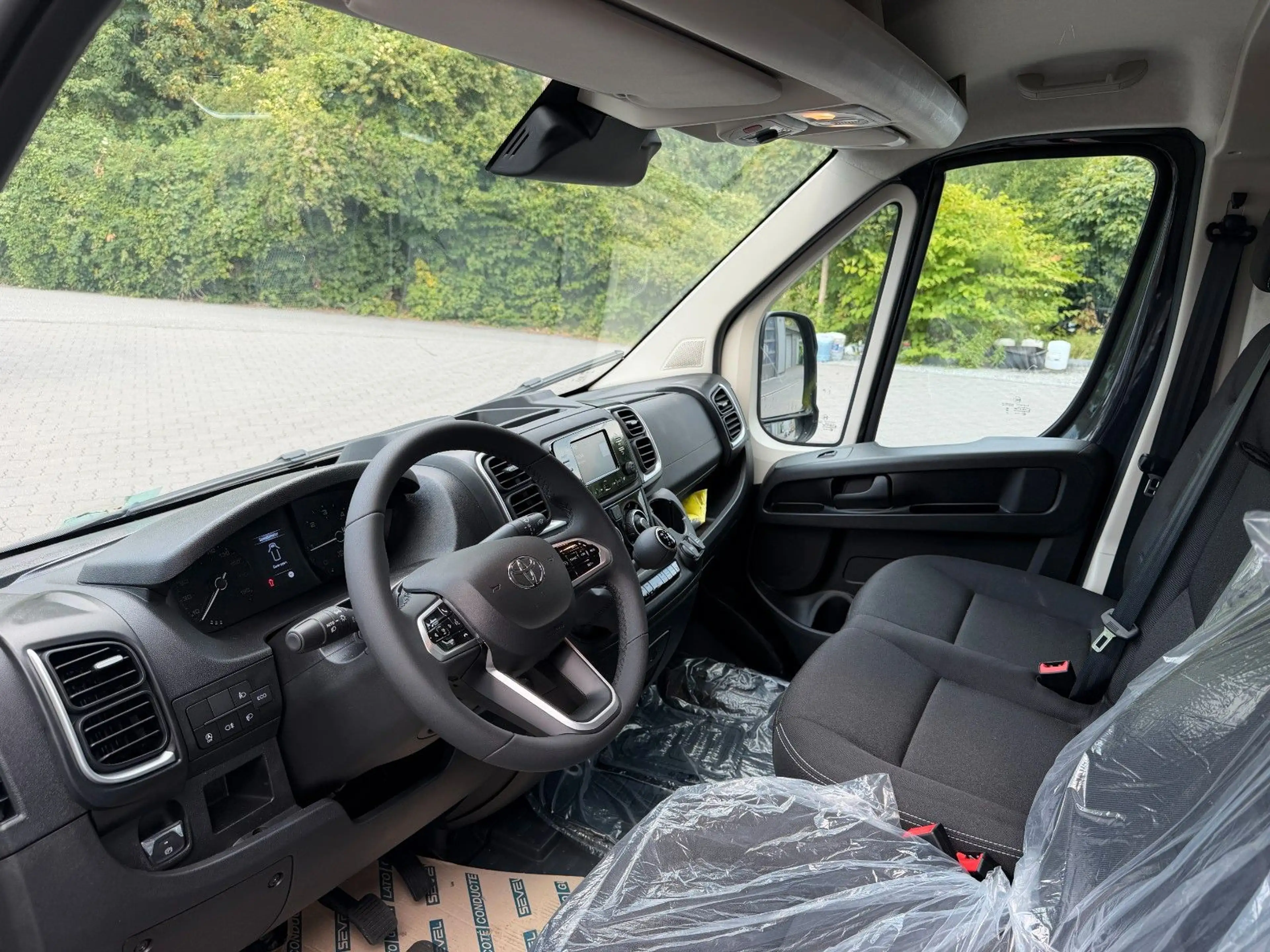 Toyota Proace Max 35 L2H2 2.2 140 WEBASTO+2xTÜREN+BODEN — photo 8