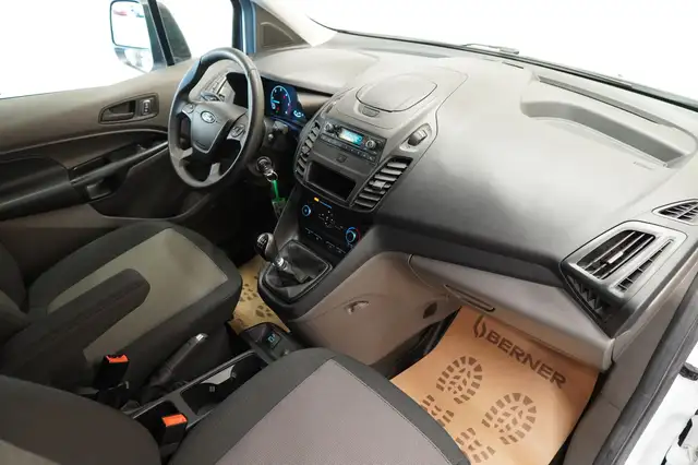 Ford Transit Connect view 15