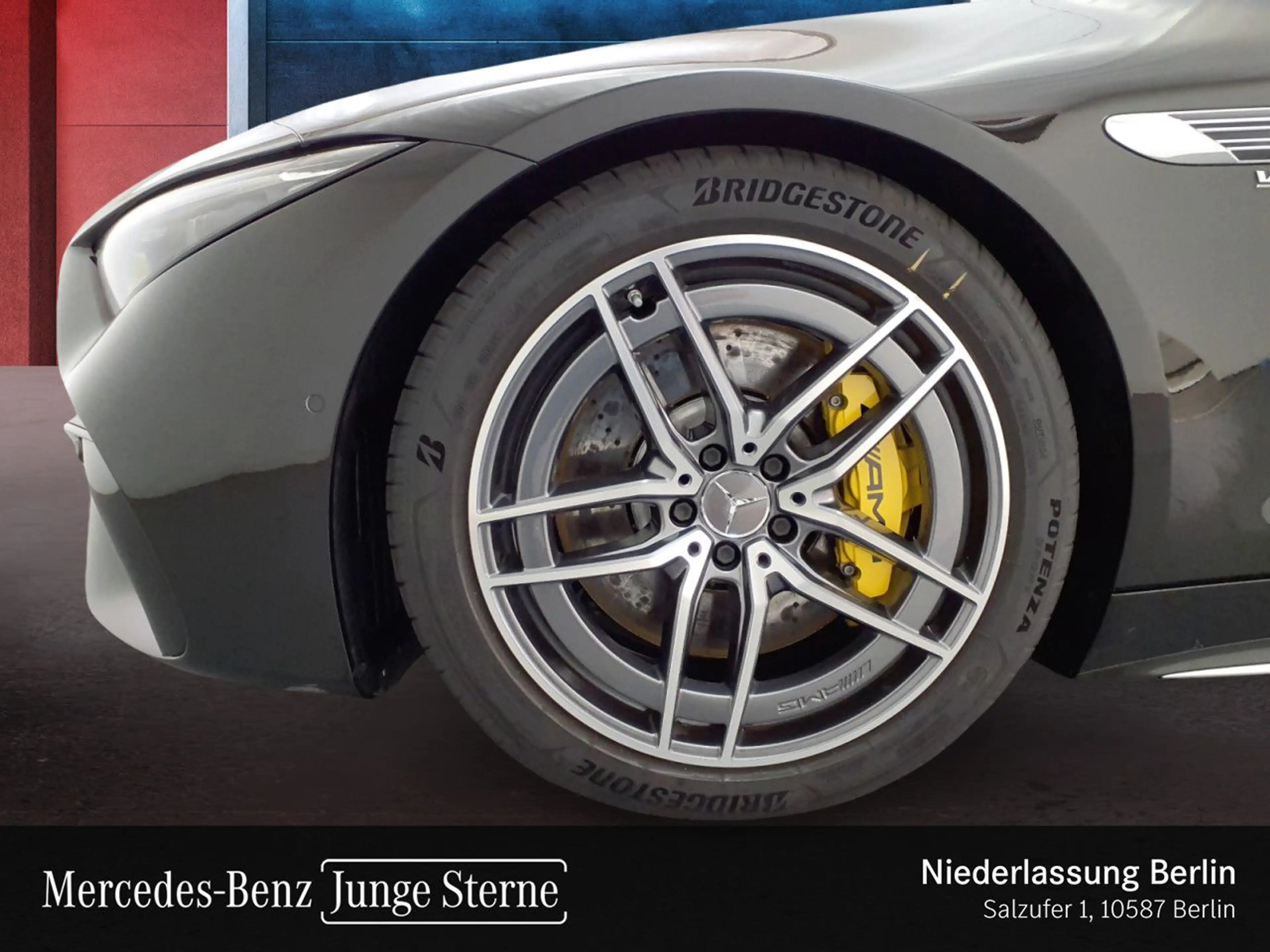 Mercedes-Benz SL 63 AMG Cab. 4M WideScreen Burmester Distr+ HUD — photo 15