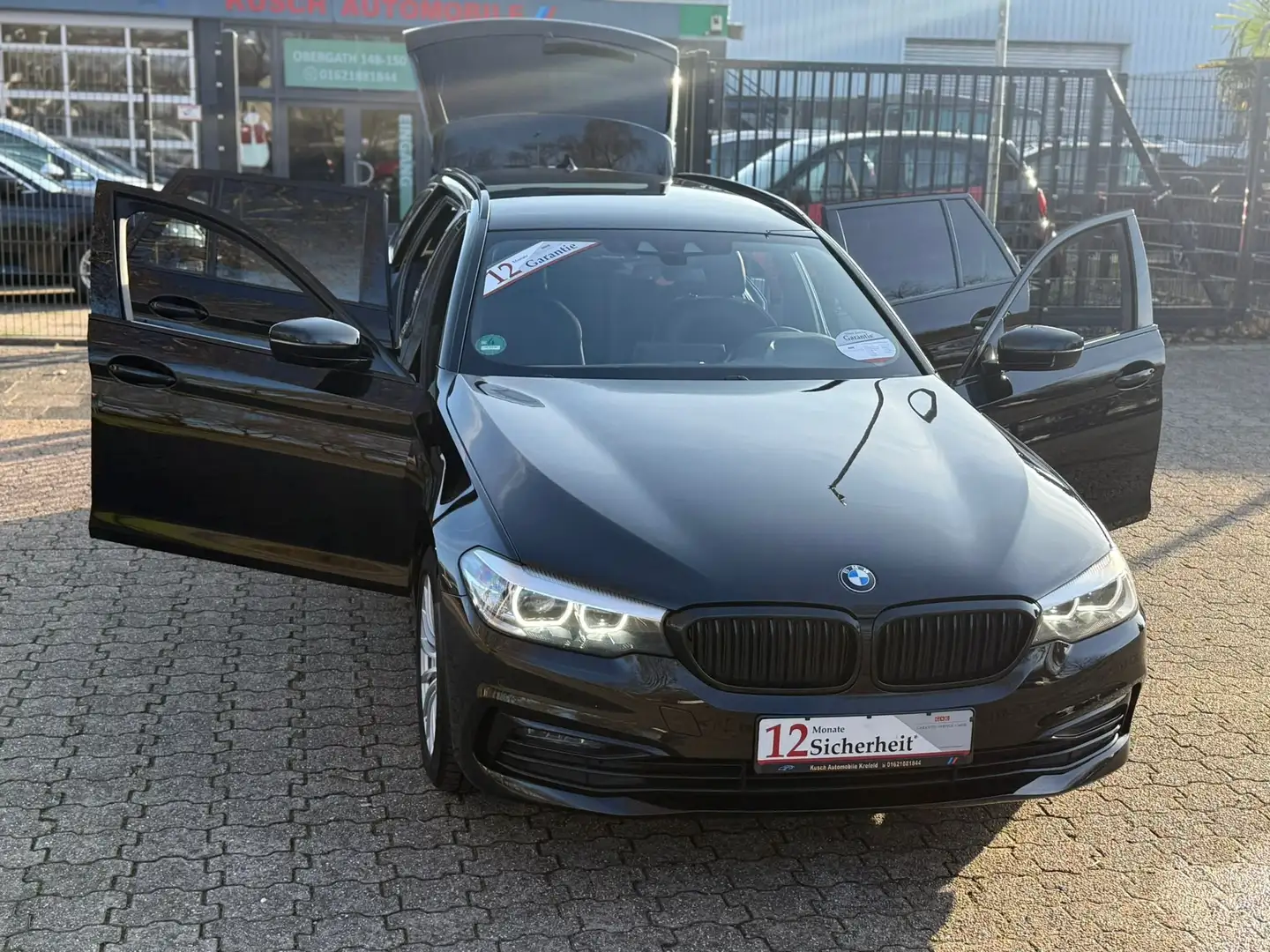 BMW 520 520 d Sport Line MILDHYBRID VCOCK/NAVI/LEDER/KAMER Zwart - 2