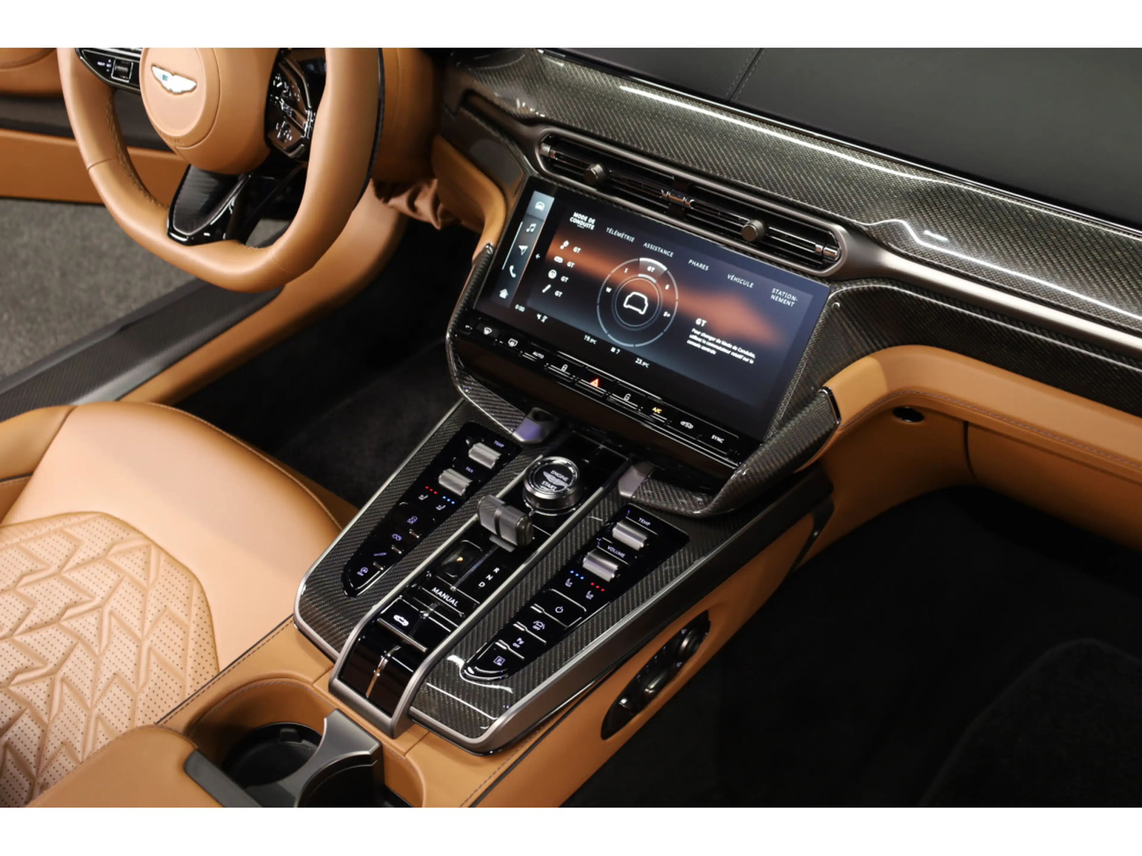 Aston Martin Vanquish Volante V12 Twin Turbo - Minotaur Green — photo 10