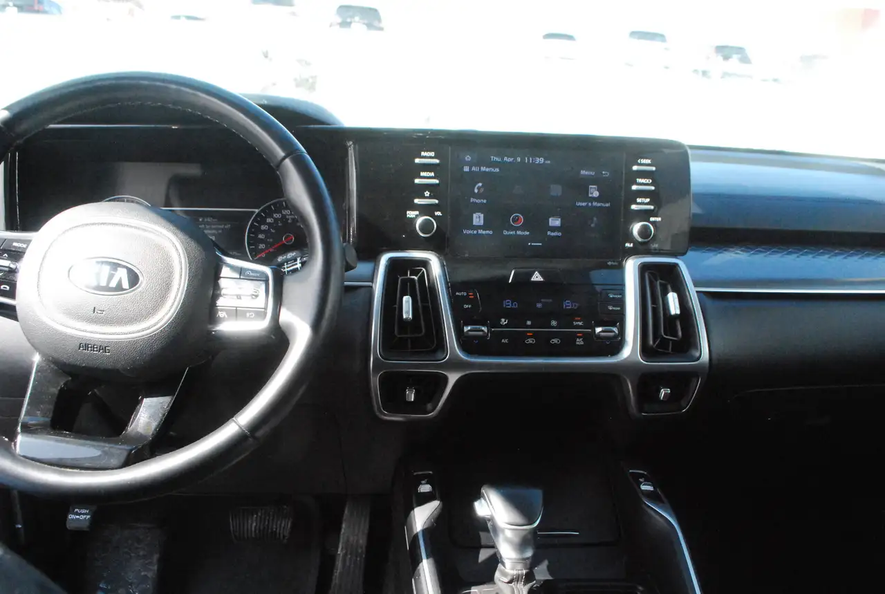 Kia Sorento снимка Kia Sorento