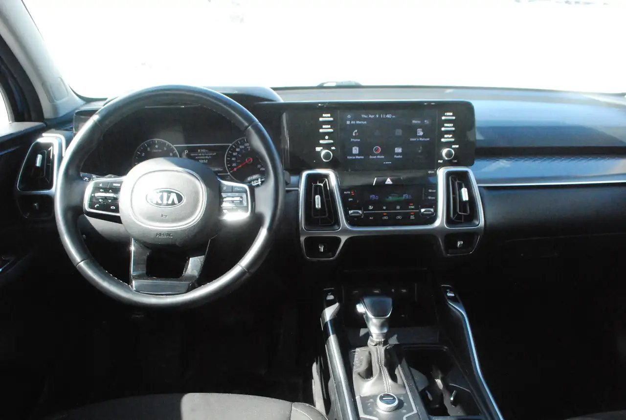 Kia Sorento снимка Kia Sorento