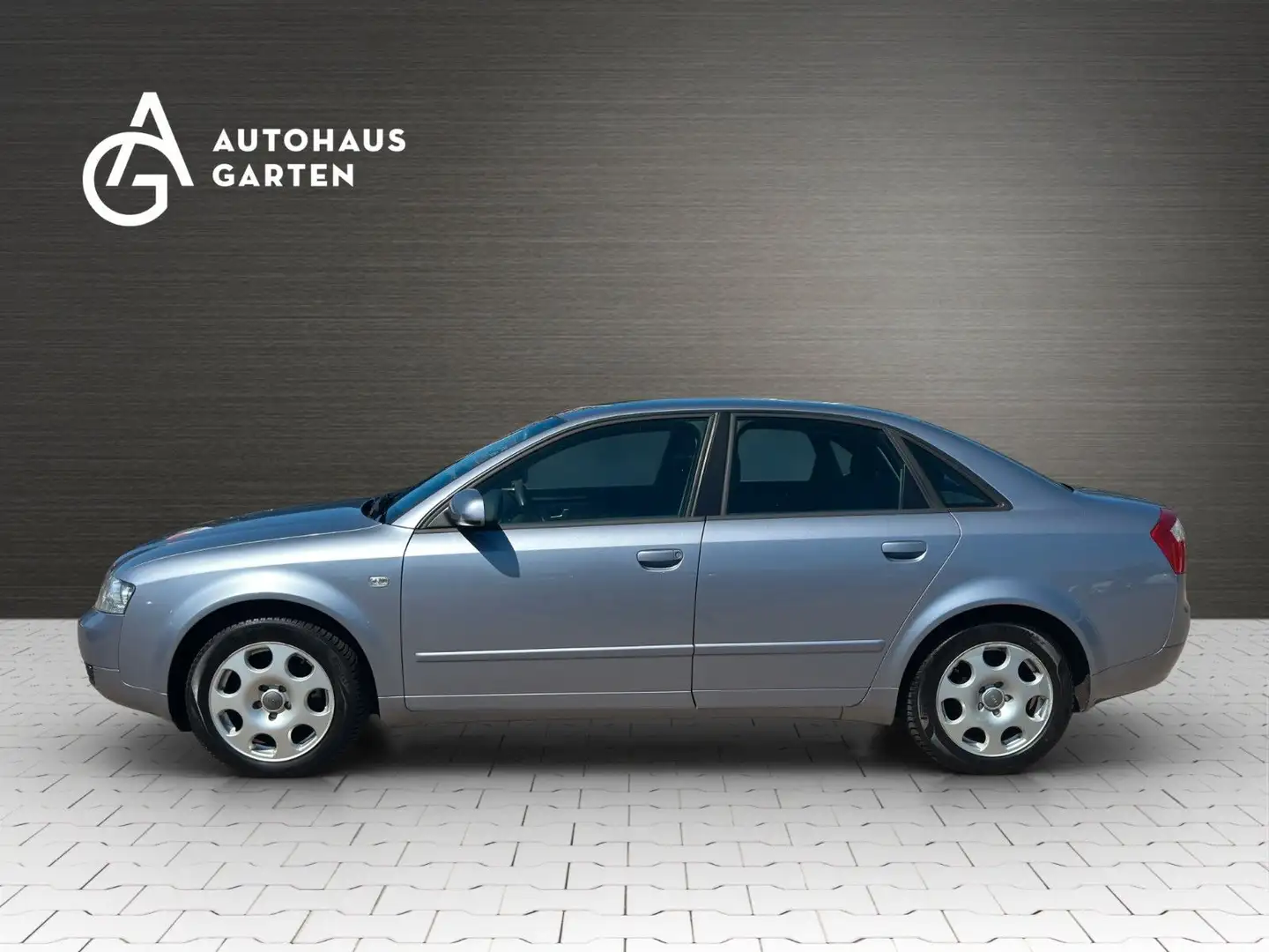 Audi A4 2.0 Limousine Klimaautomatik Gris - 2