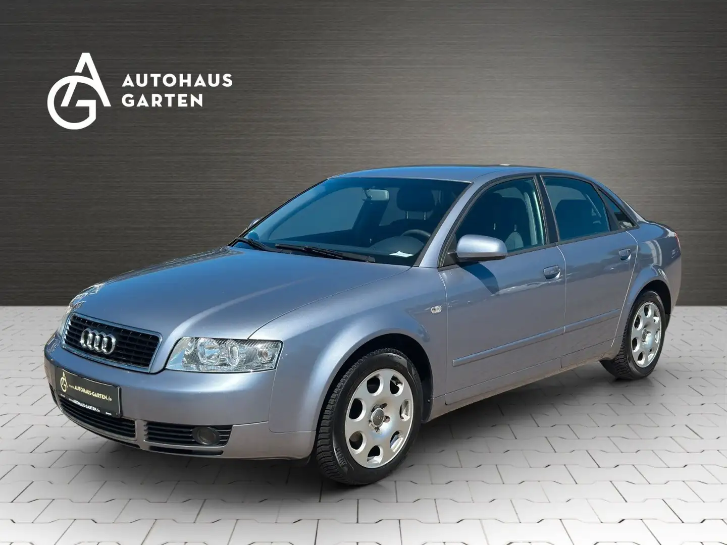 Audi A4 2.0 Limousine Klimaautomatik Gris - 1