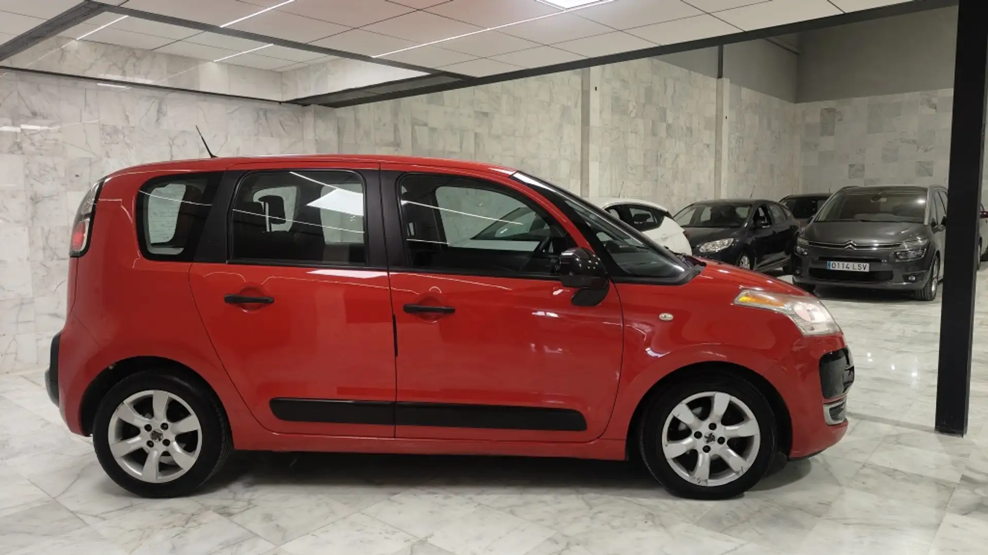 Citroen C3 Picasso 1.6HDi Exclusive 110 FAP Rojo - 2