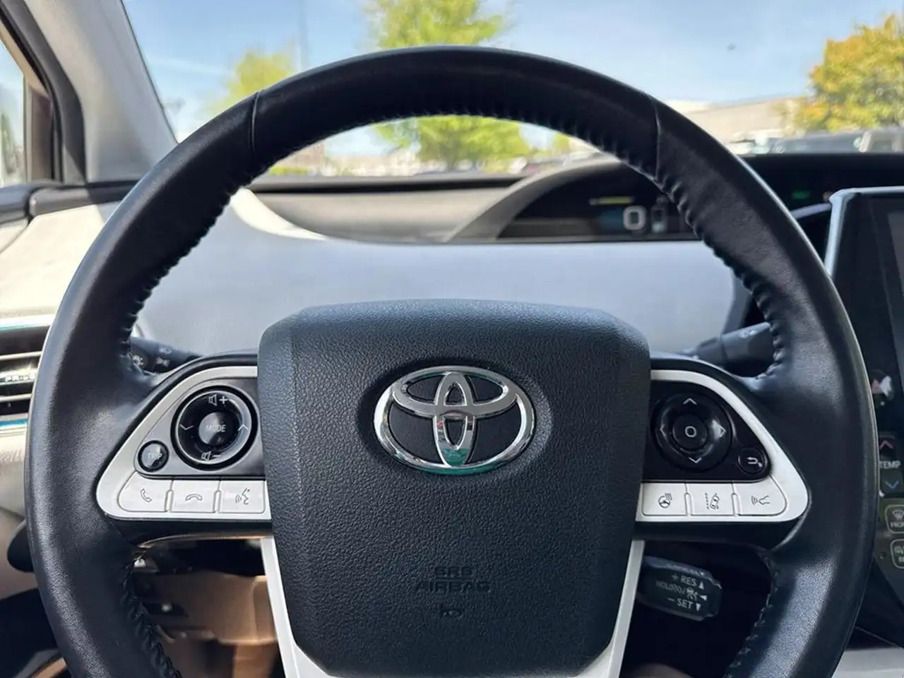 Toyota Prius Prime снимка Toyota Prius Prime