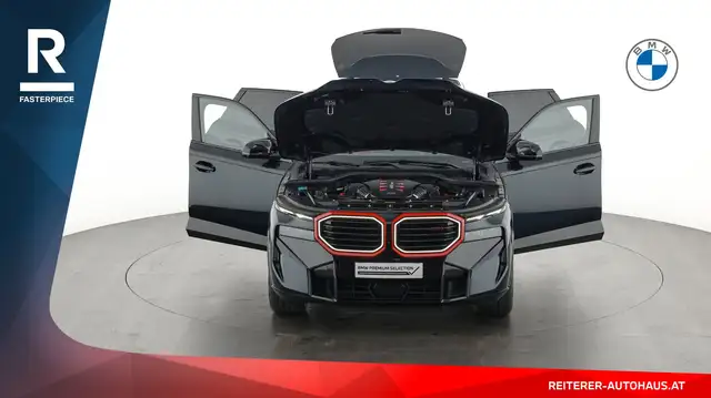 BMW XM view 8