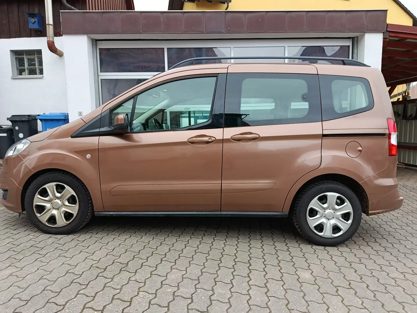Ford Tourneo Courier Tourneo Courier 1.0 EcoBoost Trend Bronze - 1