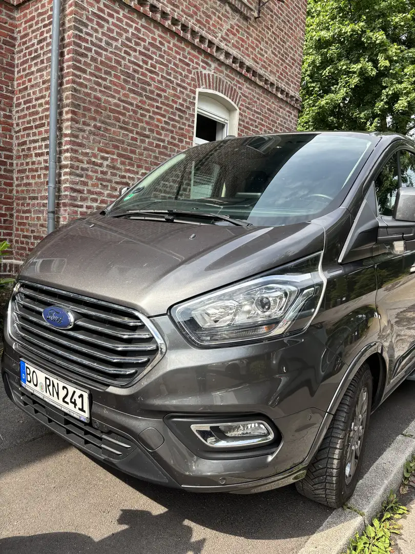 Ford Transit Custom 320 L2 Tourneo Titanium Grau - 2