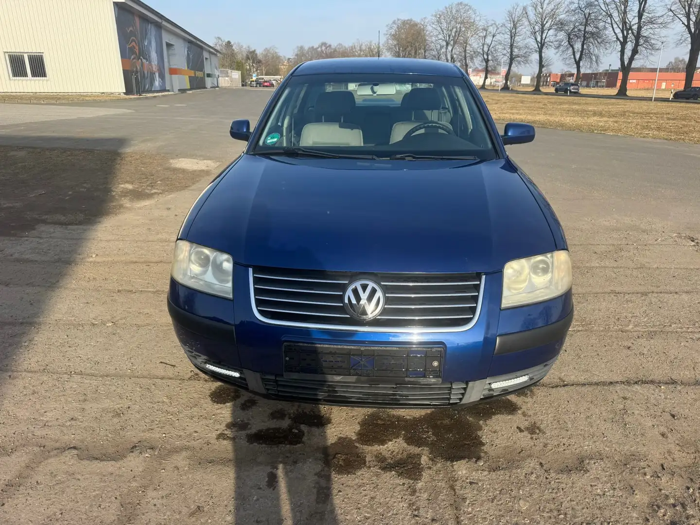 Volkswagen Passat Basis **HU/AU NEU** Blau - 1