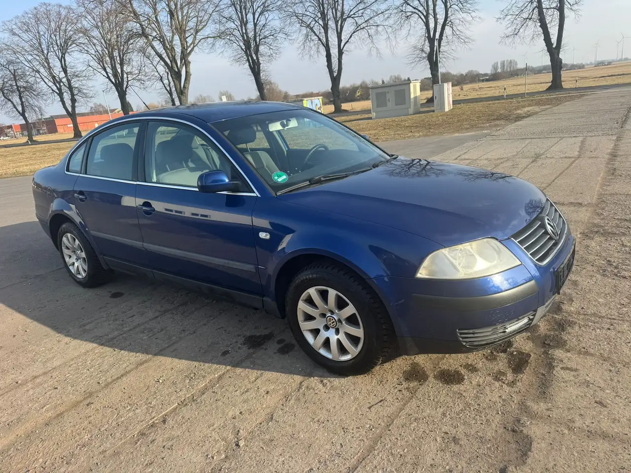 Volkswagen Passat Basis **HU/AU NEU**, foto 2