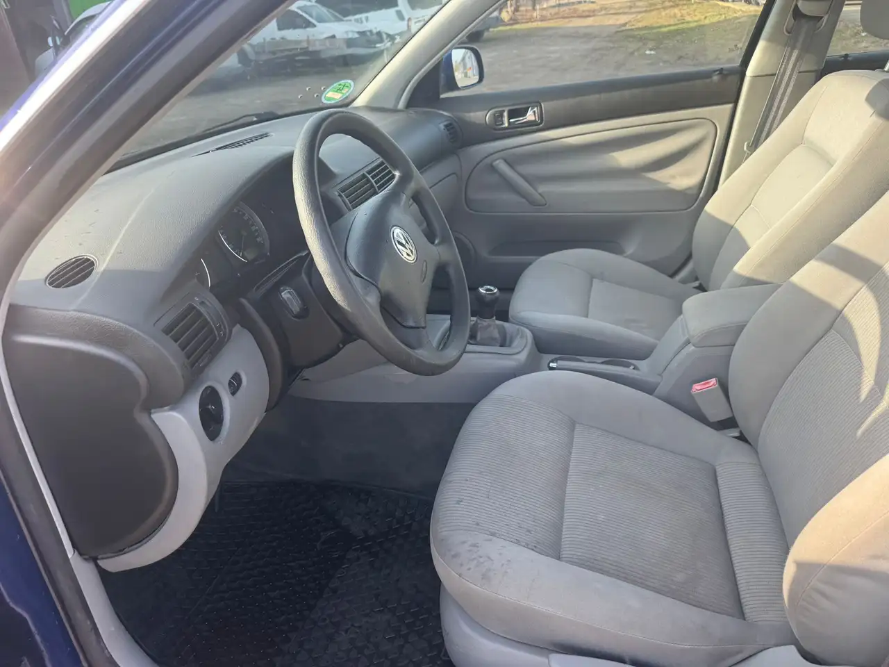 Volkswagen Passat Basis **HU/AU NEU**, foto 6