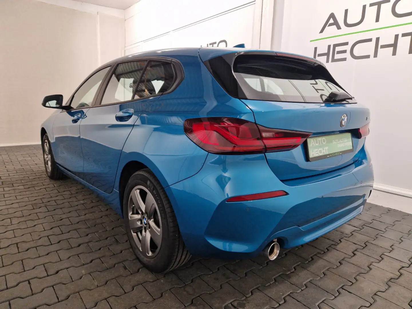BMW 118 i Advantage, Head-up, Live Cockpit Bleu - 2