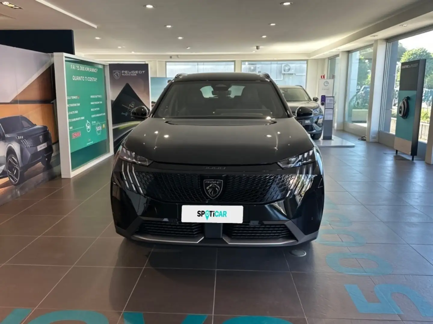 Peugeot 5008 MHEV 145CV GT DCS-6 Nero - 2