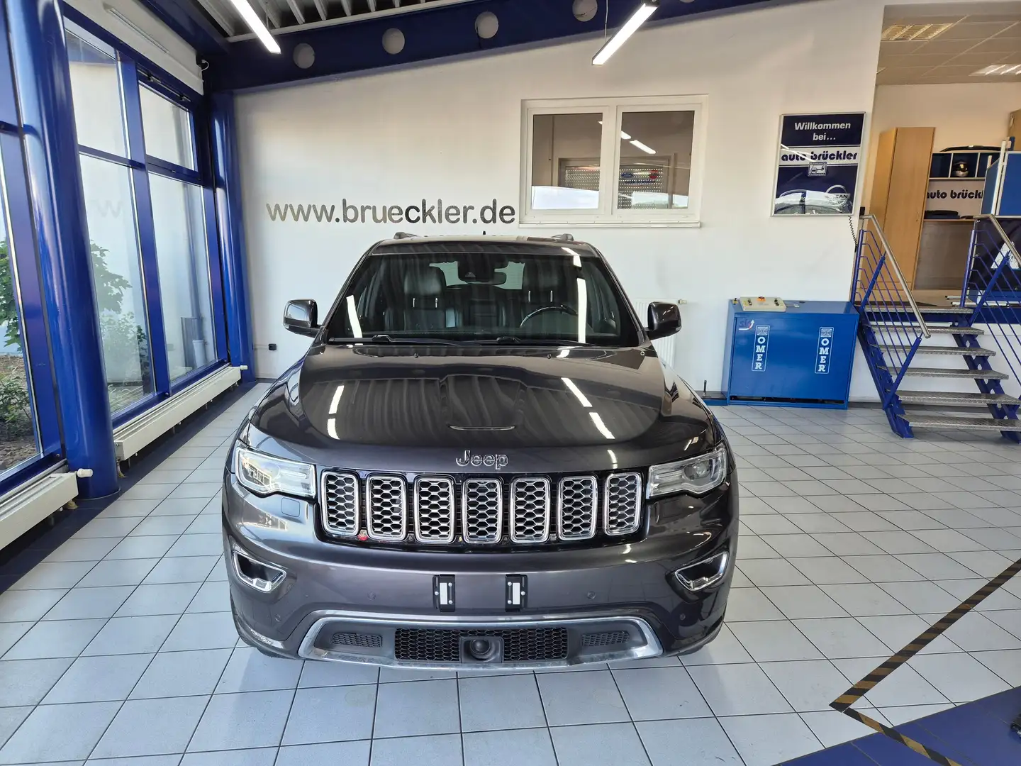 Jeep Grand Cherokee 3.0 V6 Multijet 4WD Automatik Overland Gris - 1