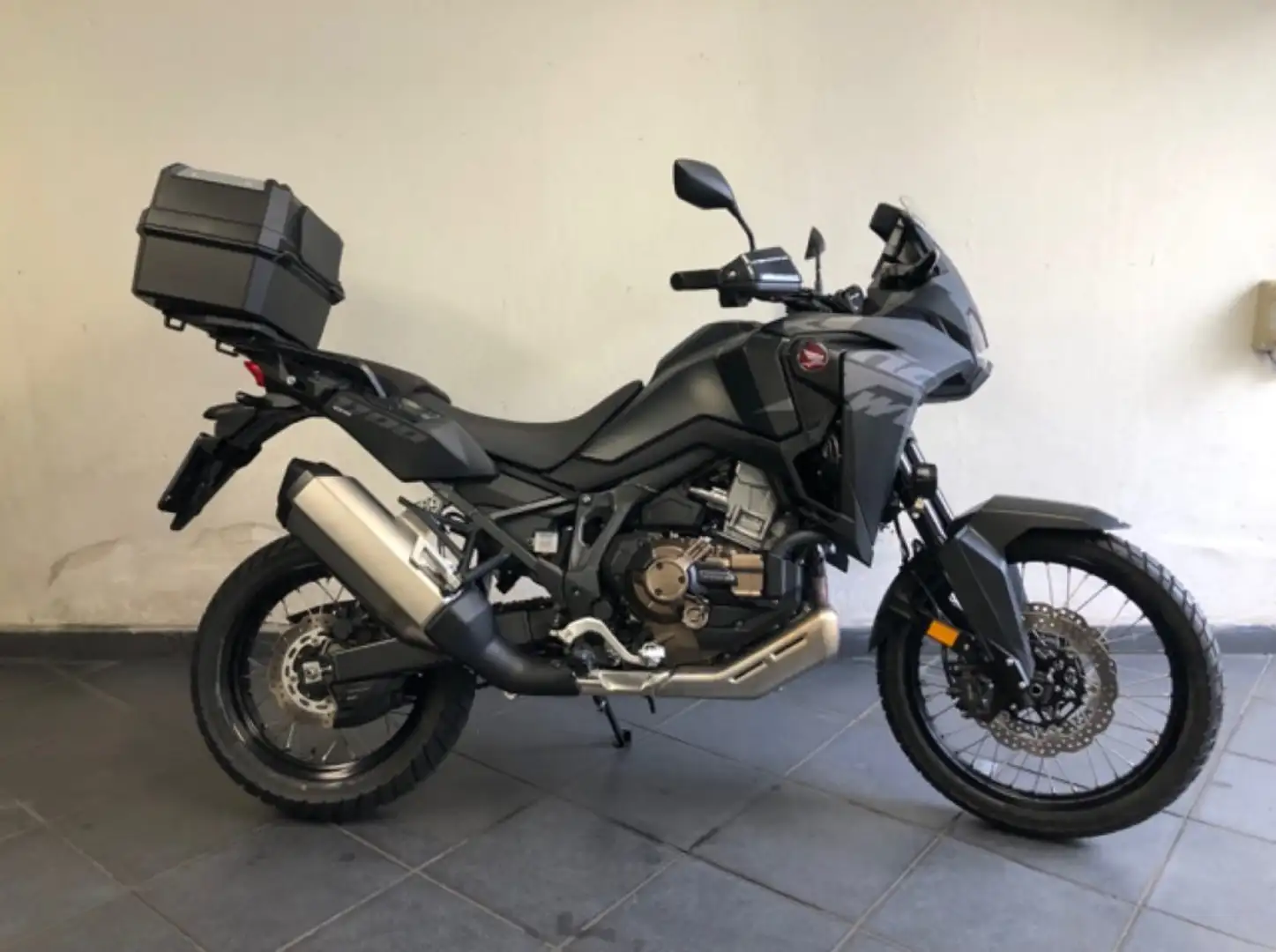 Honda Africa Twin CRF 1100 L ENDURO stradale Nero - 1