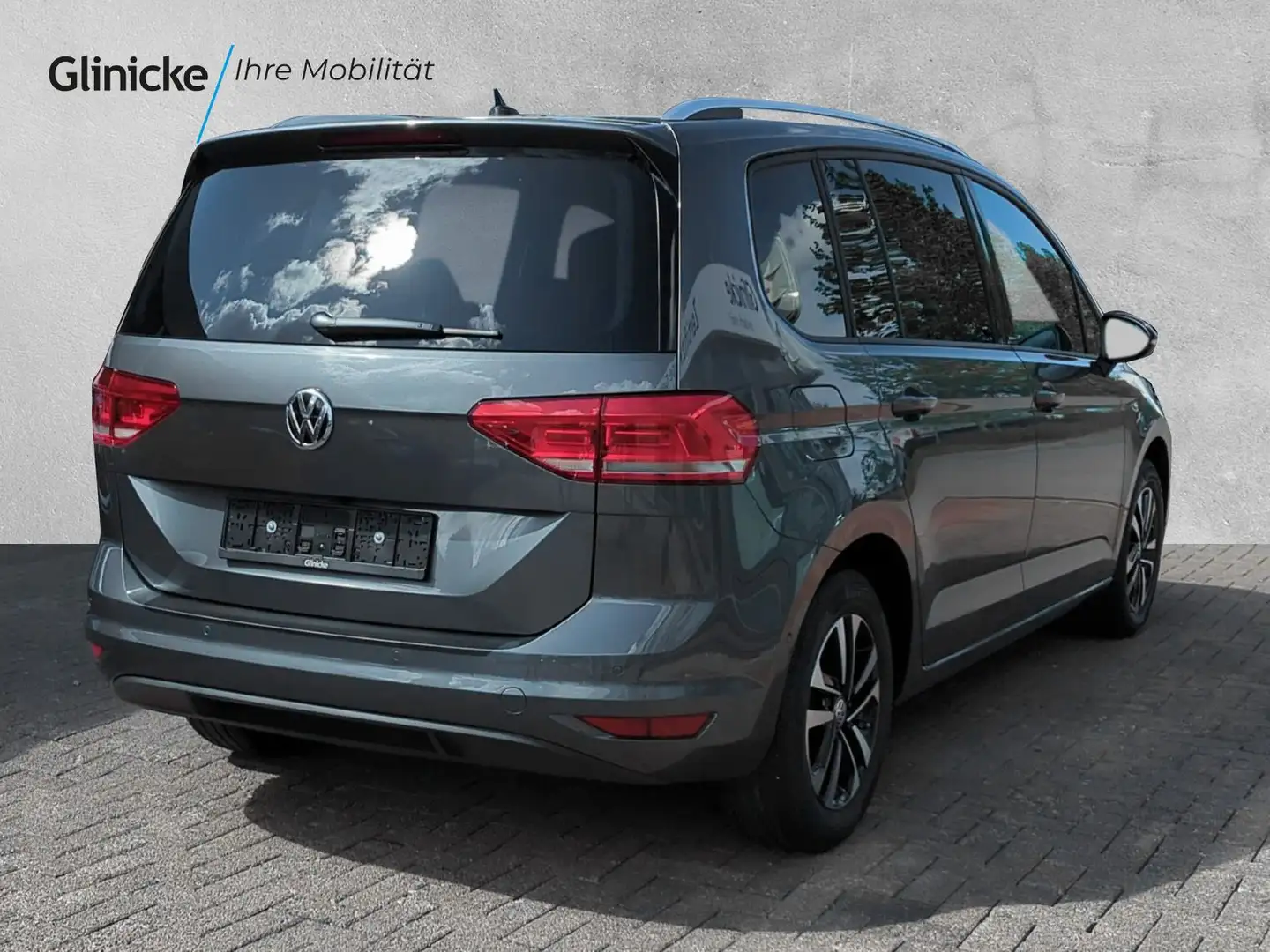 Volkswagen Touran 1,5 l TSI "IQ.DRIVE" SiHz DSG Grey - 2