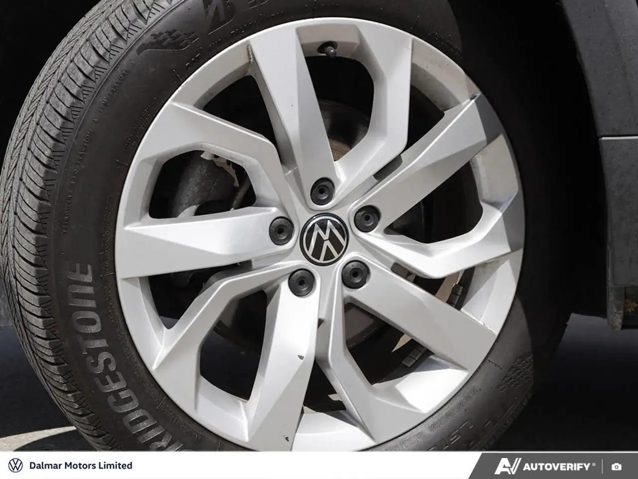 Volkswagen Taos снимка Volkswagen Taos