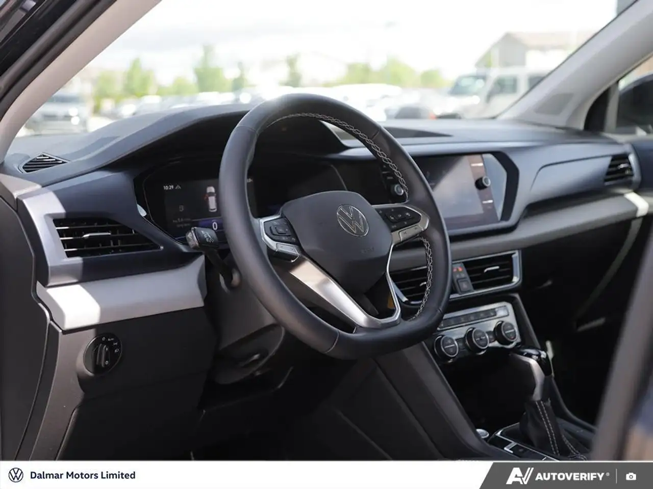 Volkswagen Taos снимка Volkswagen Taos