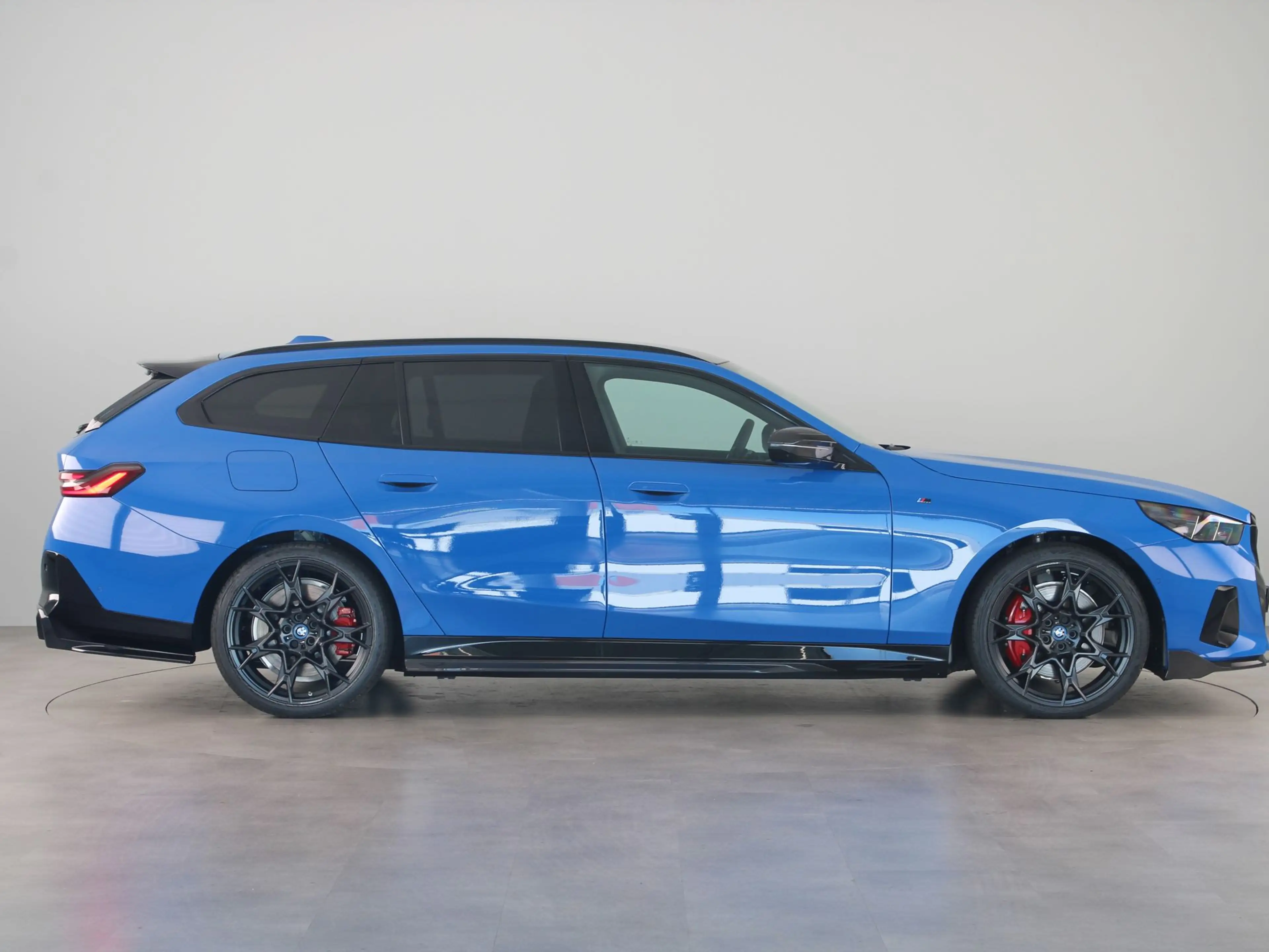 BMW 550 5 Serie 550e xDrive Touring M-Performance uitgevoe — photo 8