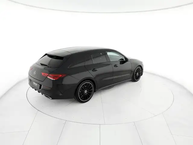 Mercedes-Benz Cla view 4