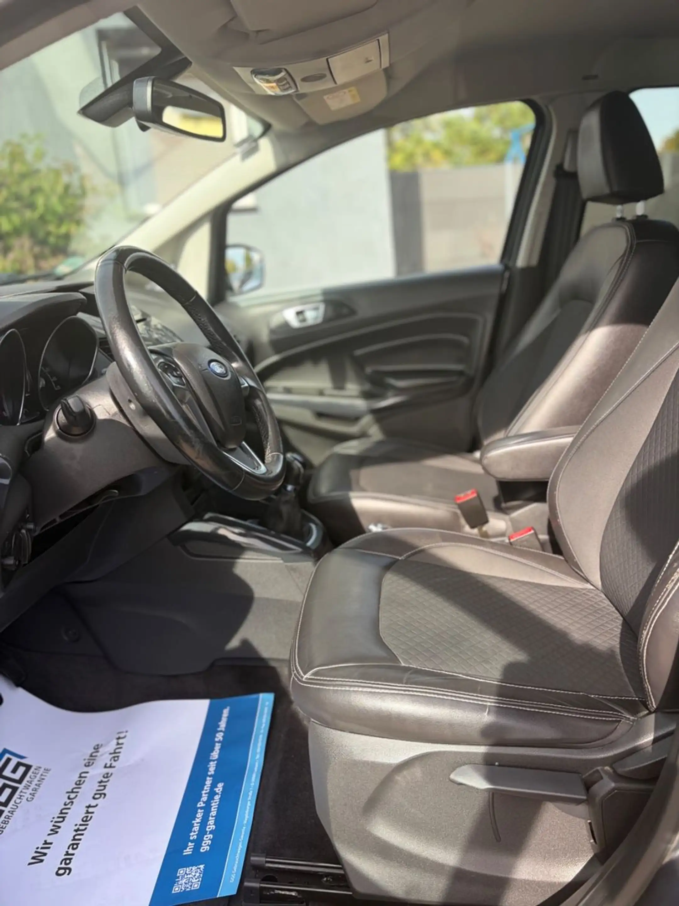 Ford EcoSport Titanium — photo 12