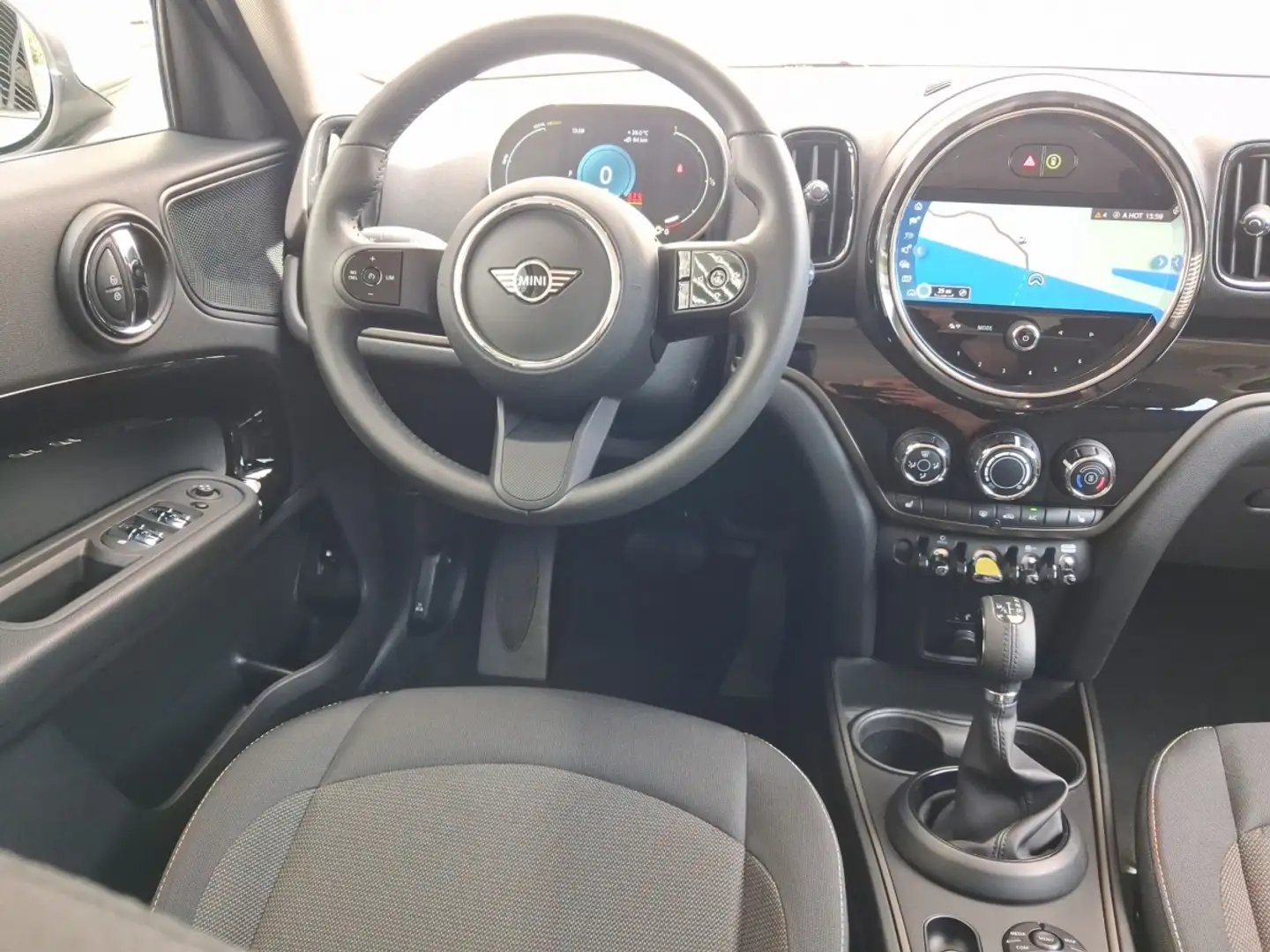 MINI Cooper SE Countryman Cooper SE ALL4 Countryman LED Navi SHZ PDC h Grau - 2