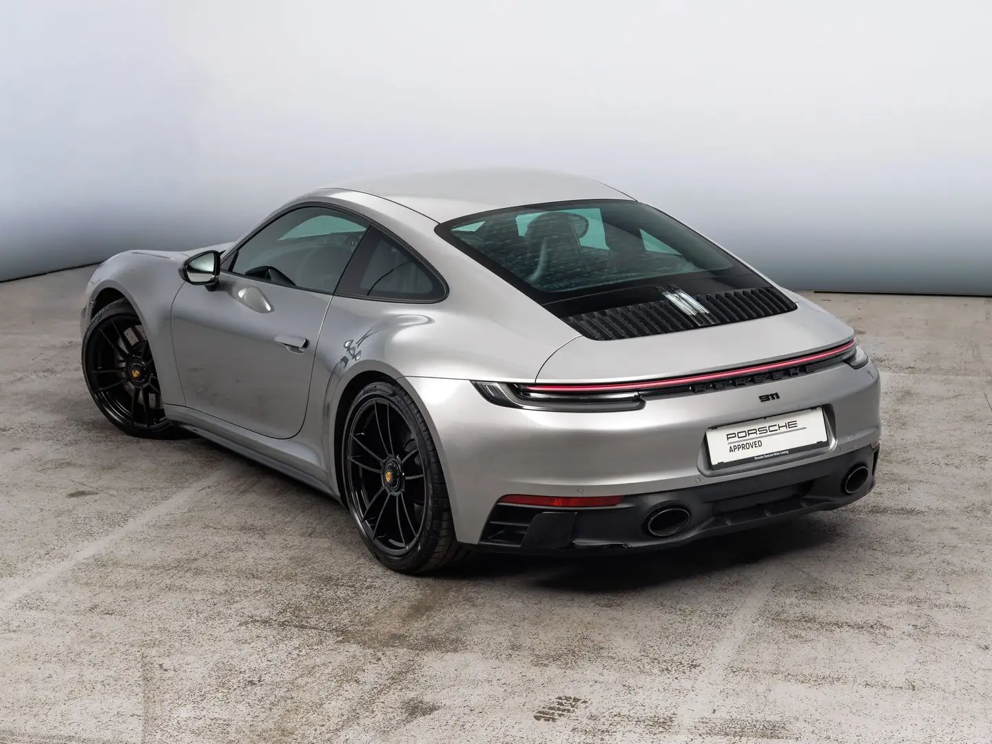 Porsche 911 Carrera GTS Grau - 2