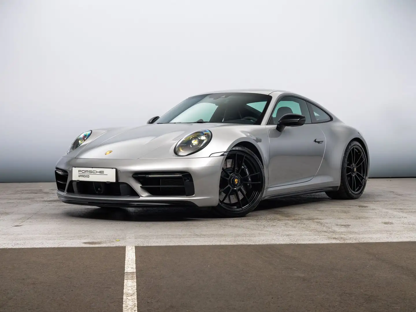 Porsche 911 Carrera GTS Grau - 1