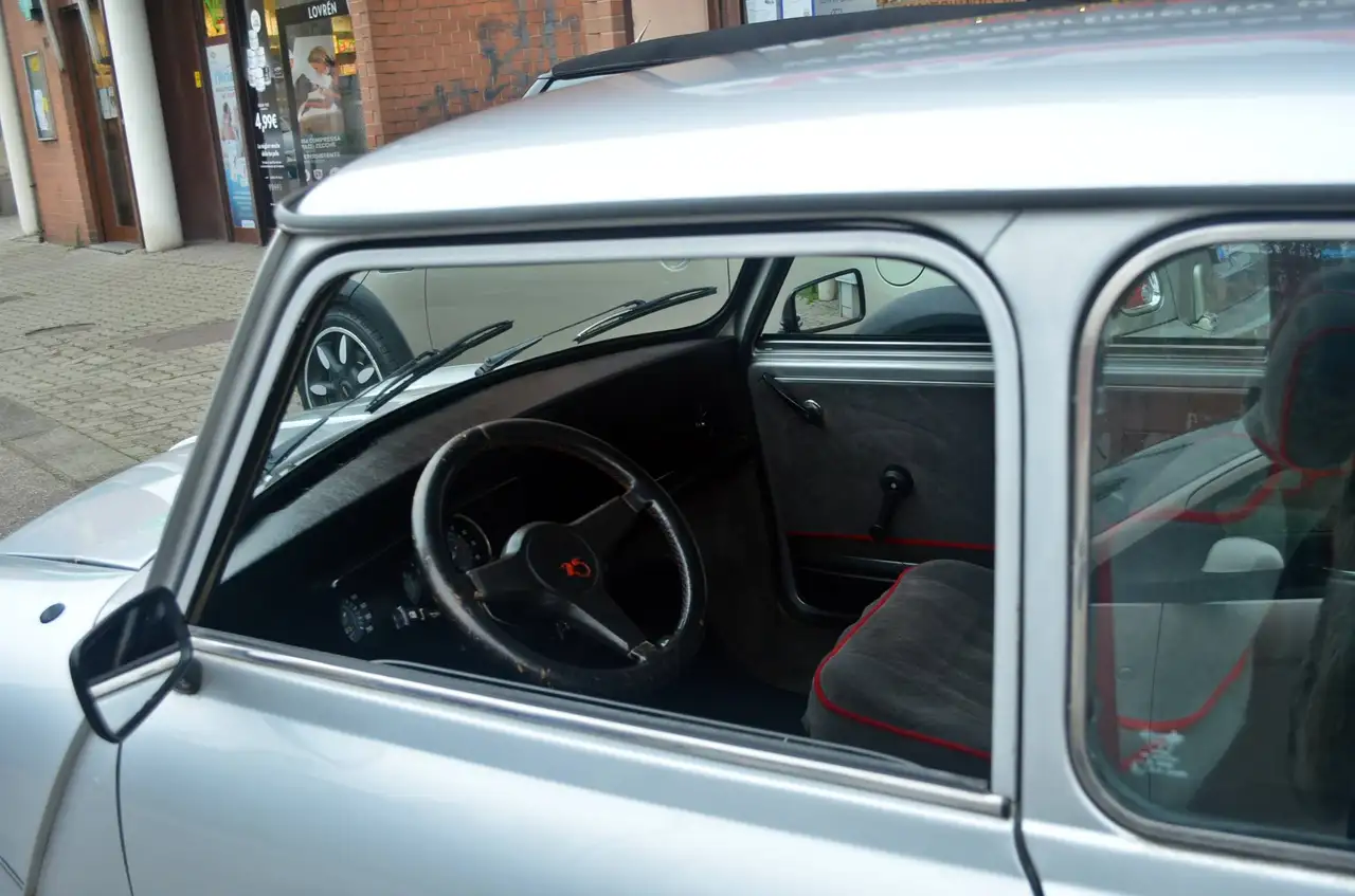 Austin Mini 1.0 Mayfair 25°anniversario KM 54000, foto 6
