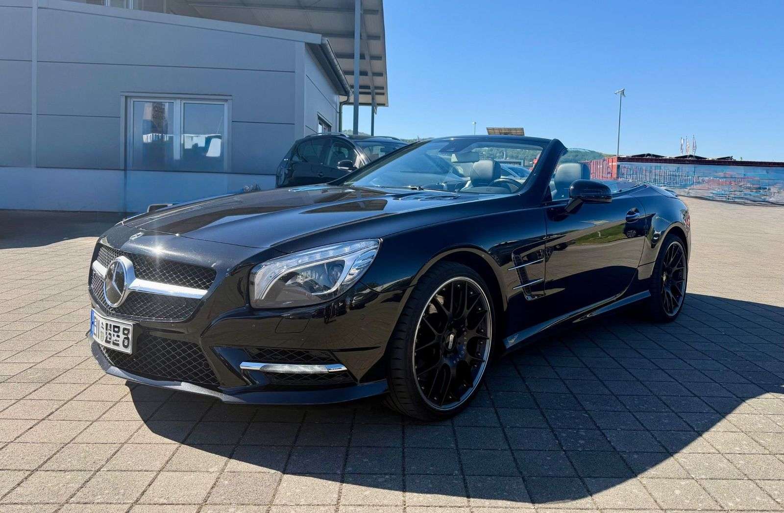 Second hand Mercedes Benz Sl-Class 500
