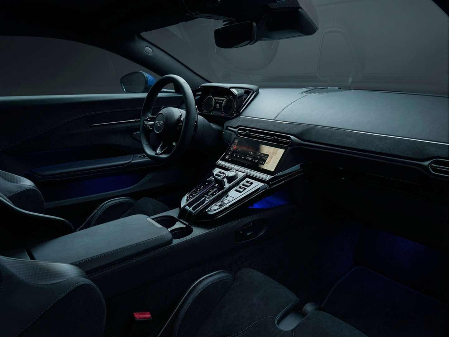 Aston Martin Vantage Coupe 4.0 V8 25MY -  - Joinsteer - #4