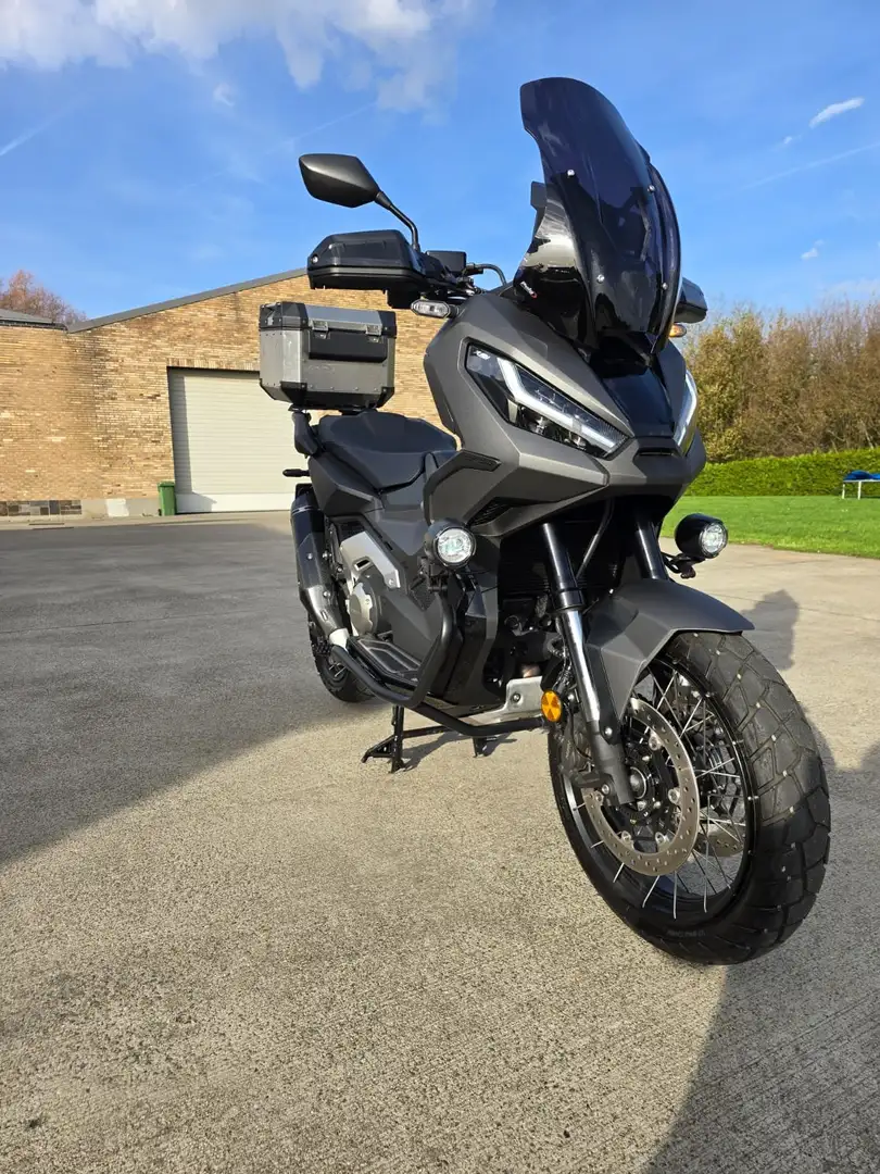 Honda X-ADV Noir - 1