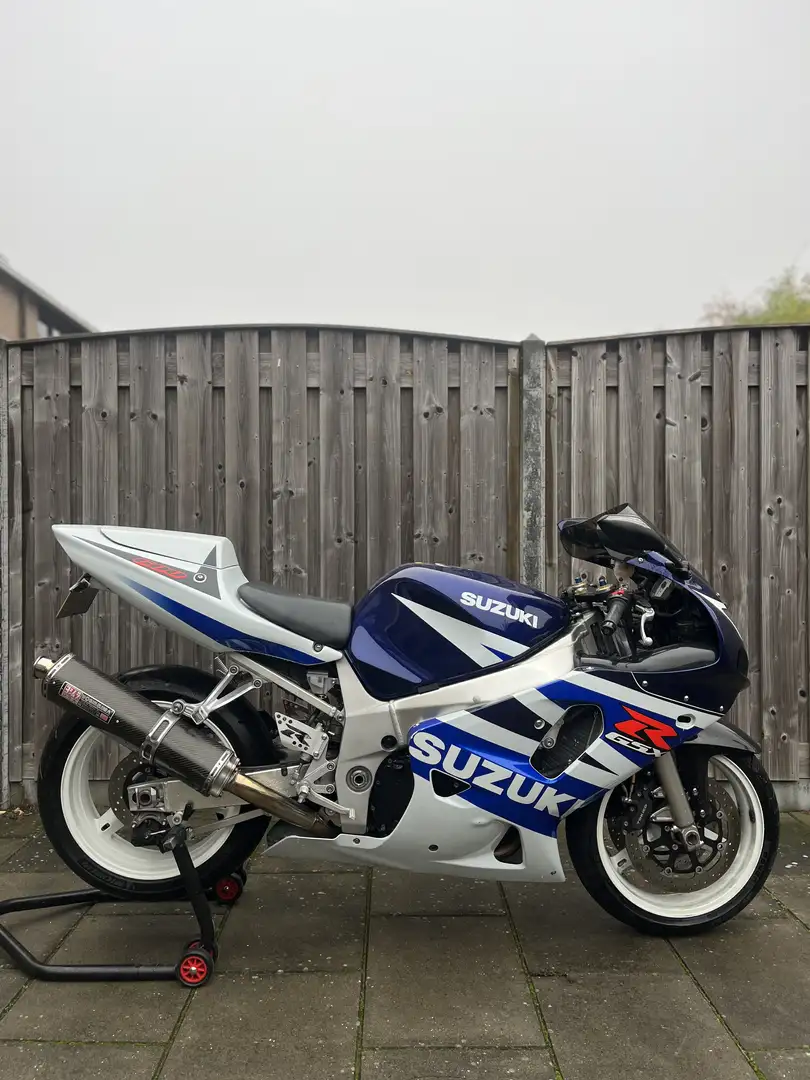 Suzuki GSX-R 600 - 1