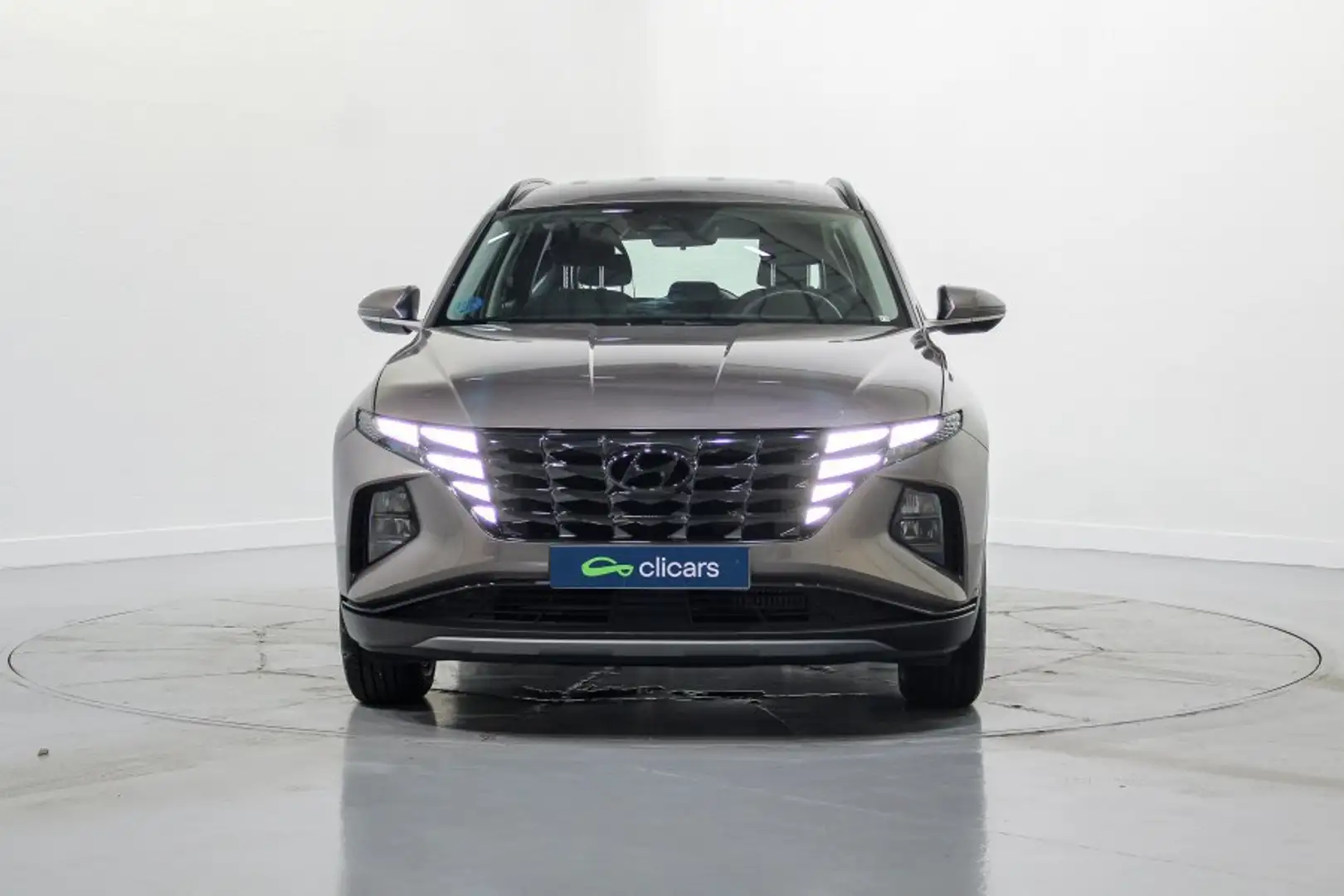 Hyundai TUCSON 1.6 TGDI HEV Maxx Sky AT Marrón - 2