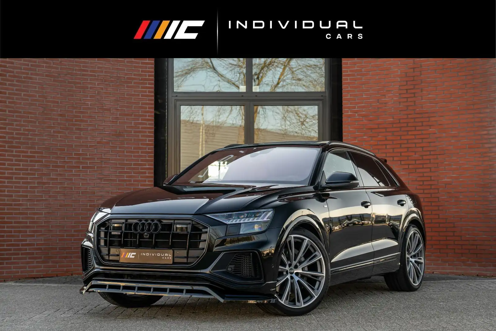 Audi Q8 55 TFSI e quattro S-Line Nightvision Softclose SQ8 Zwart - 1