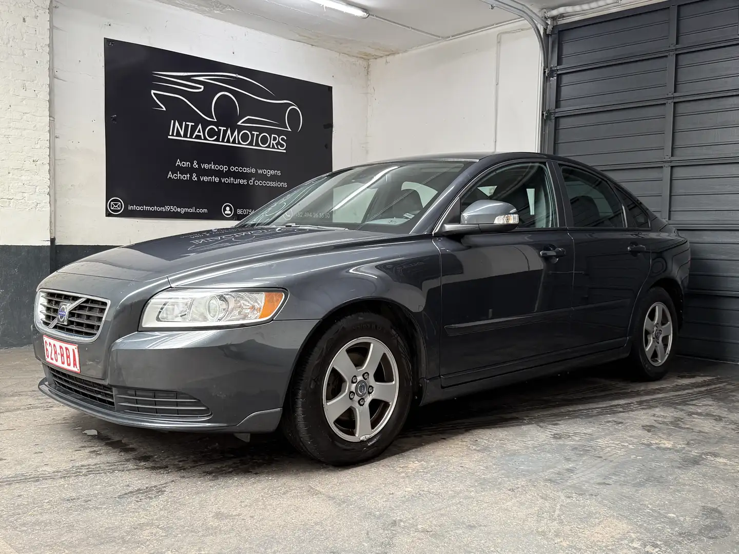Volvo S40 S40 1.6D DPF DRIVe Start/Stop Grijs - 2