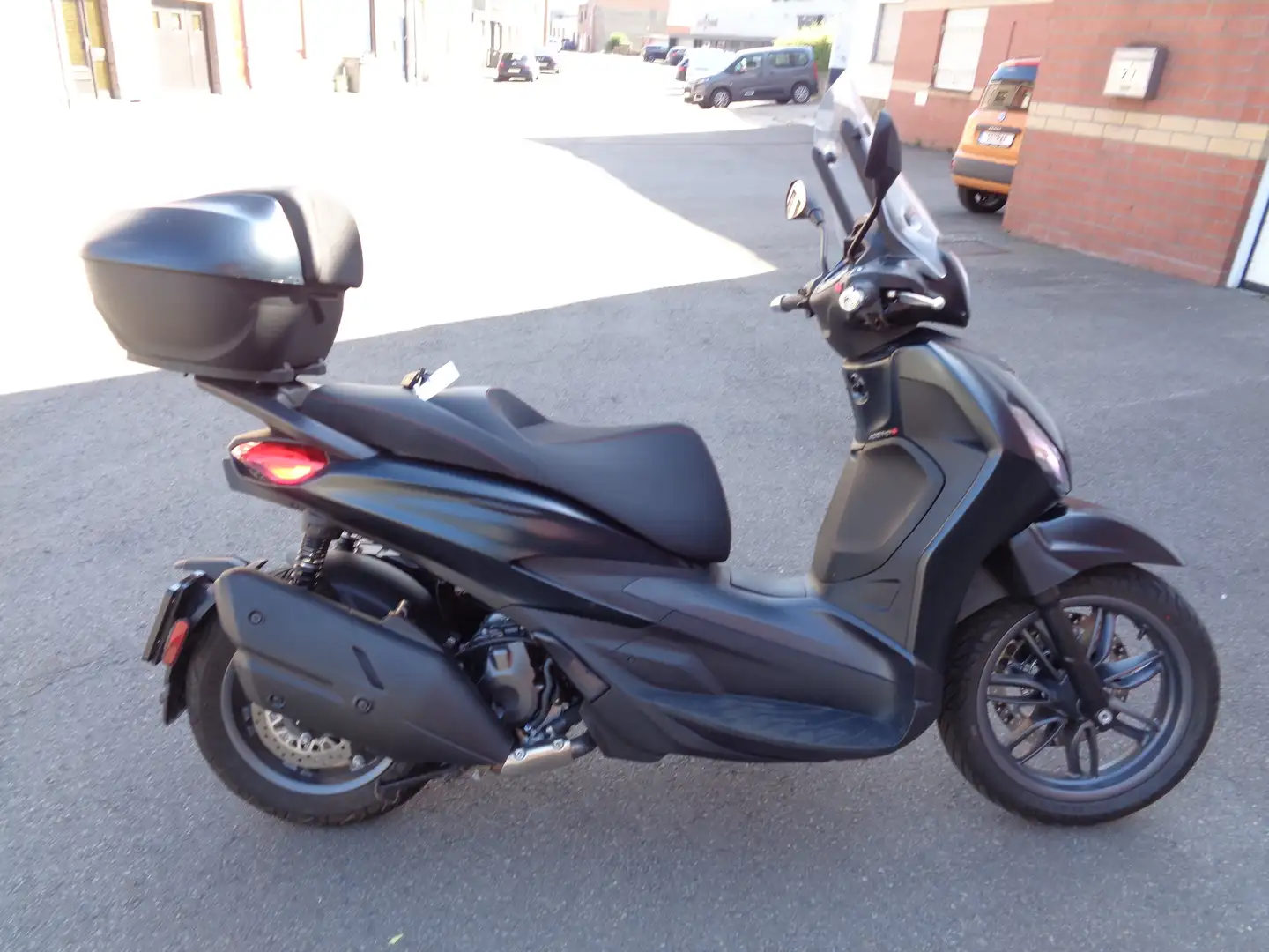 Piaggio Beverly 400 GARANTIE PIAGGIO Noir - 2