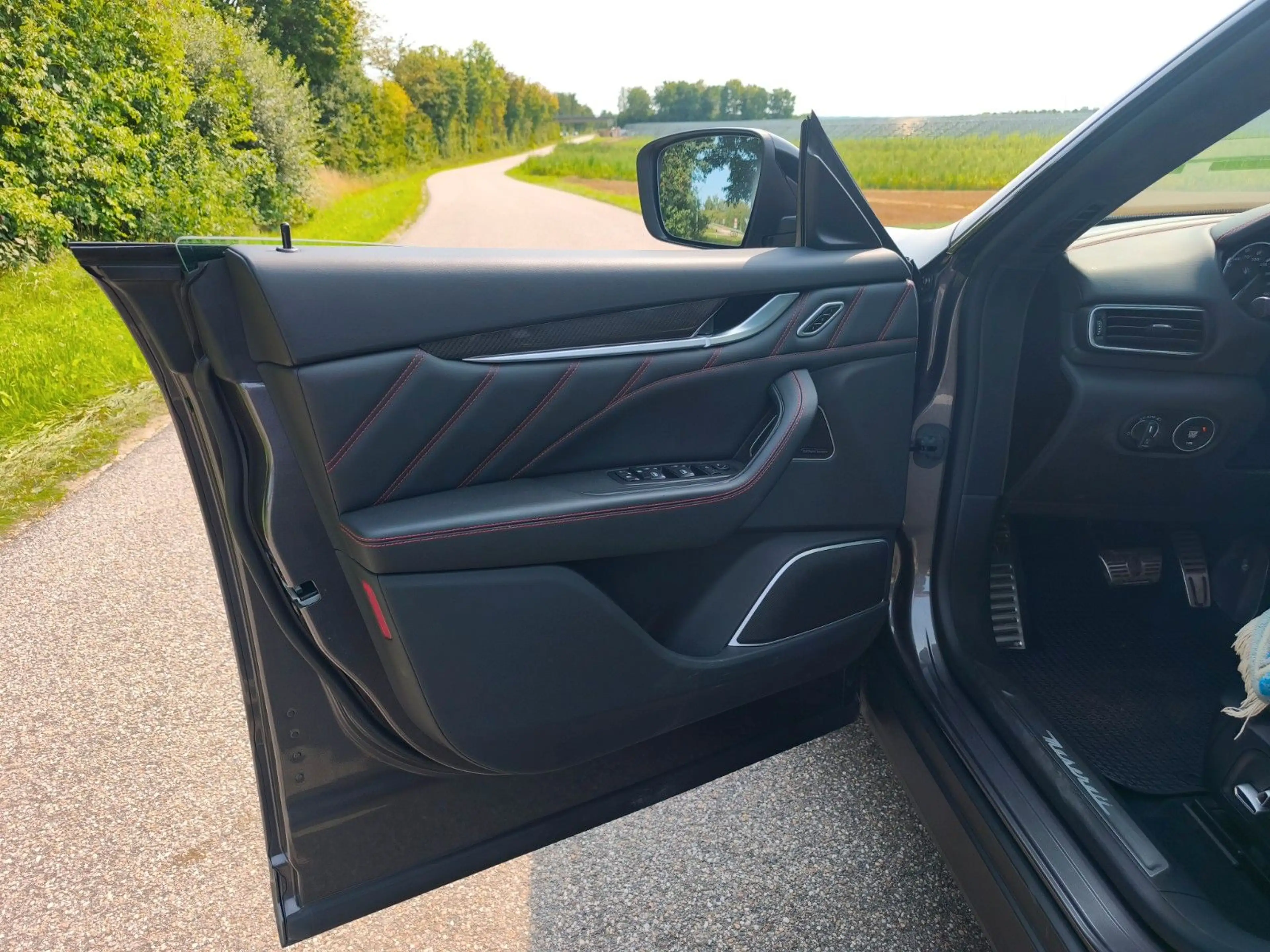 Maserati Levante GTS Q4 21 Zoll Soft Close — photo 5