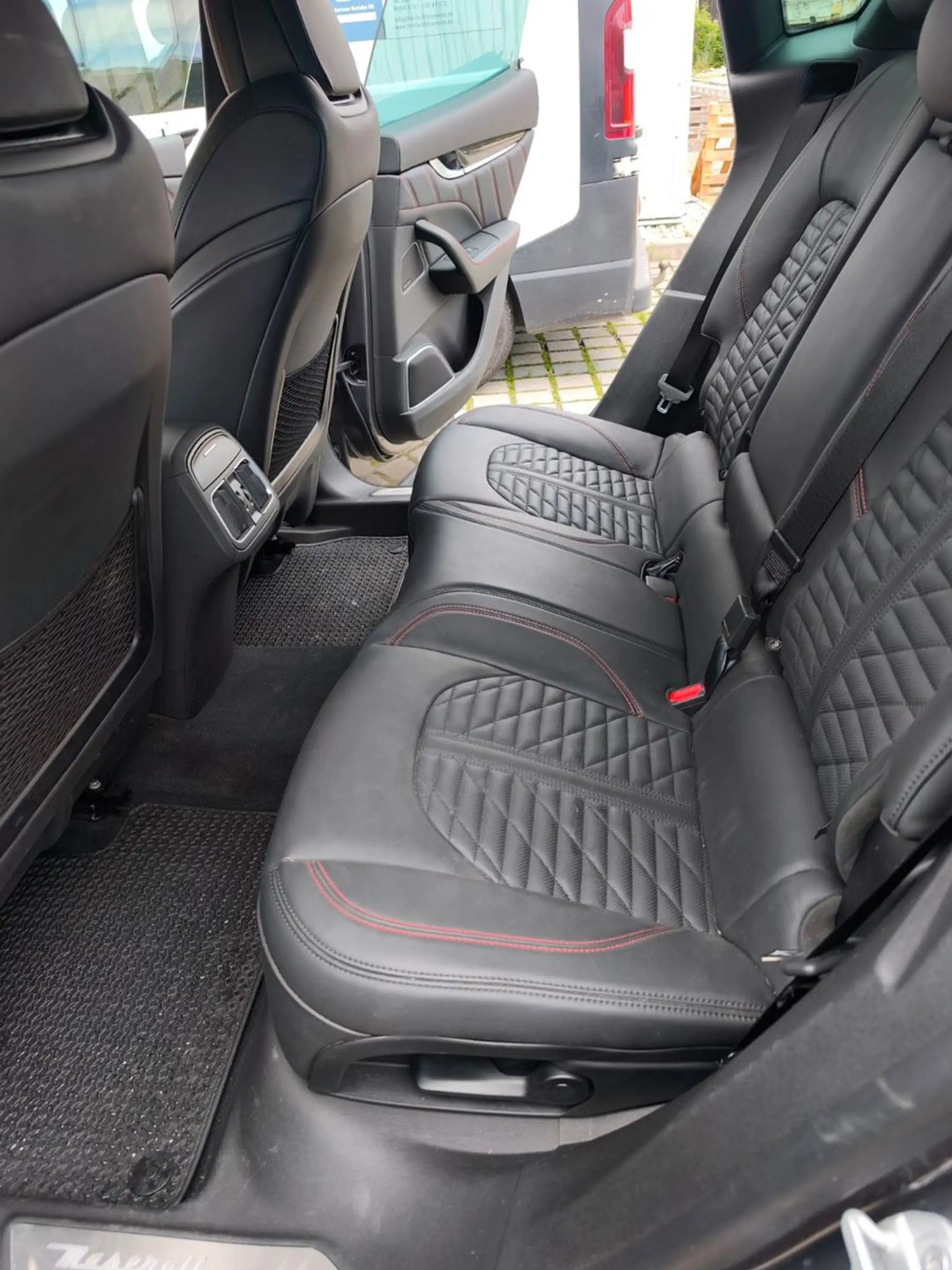 Maserati Levante GTS Q4 21 Zoll Soft Close — photo 13