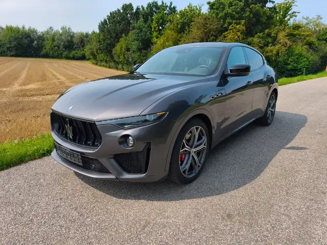 Maserati Levante GTS Q4 21 Zoll Soft Close