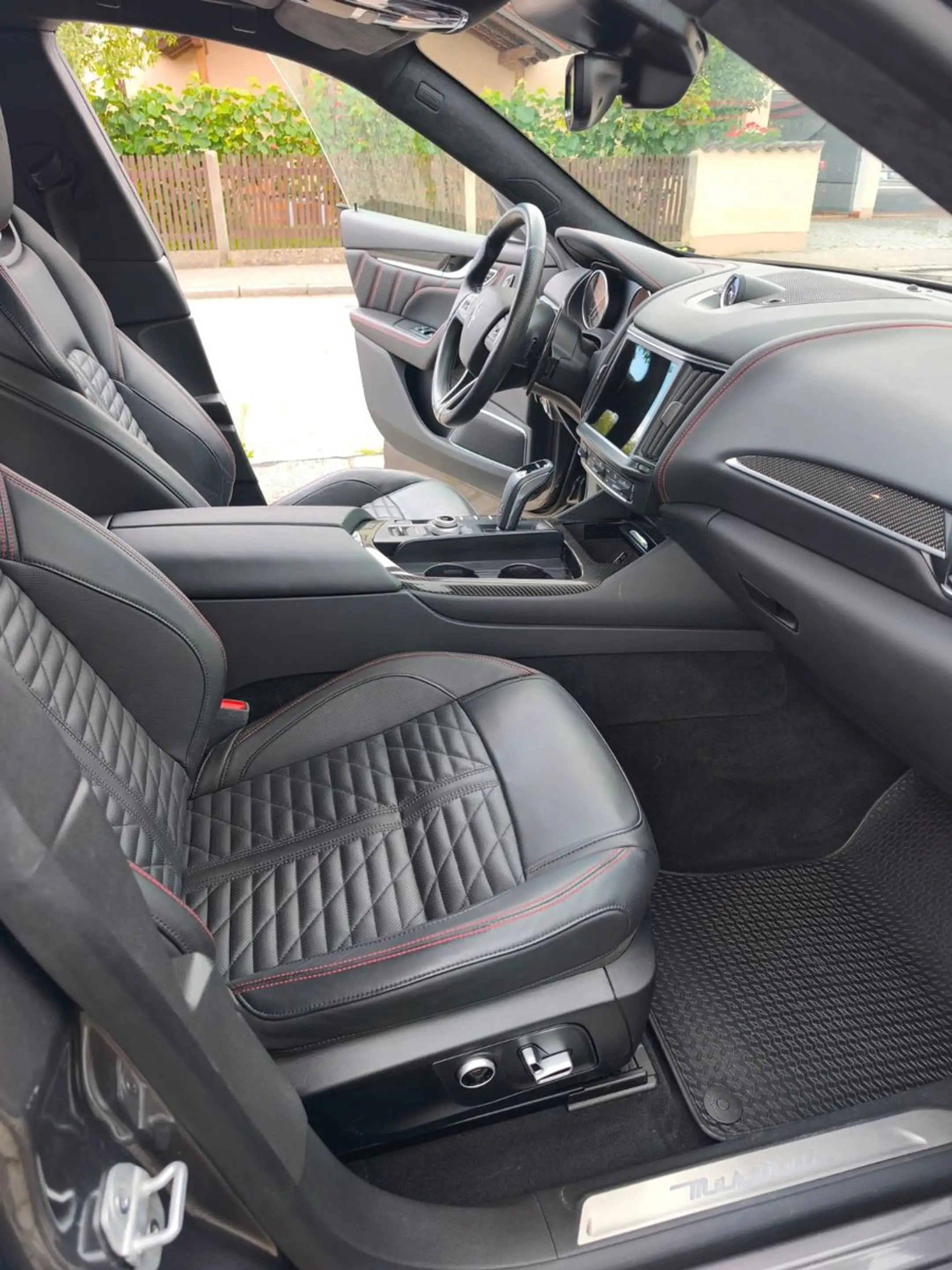 Maserati Levante GTS Q4 21 Zoll Soft Close — photo 8