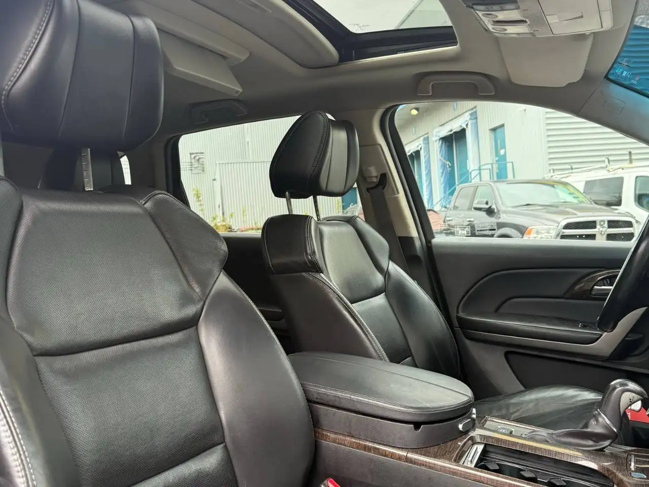 Acura MDX снимка Acura MDX