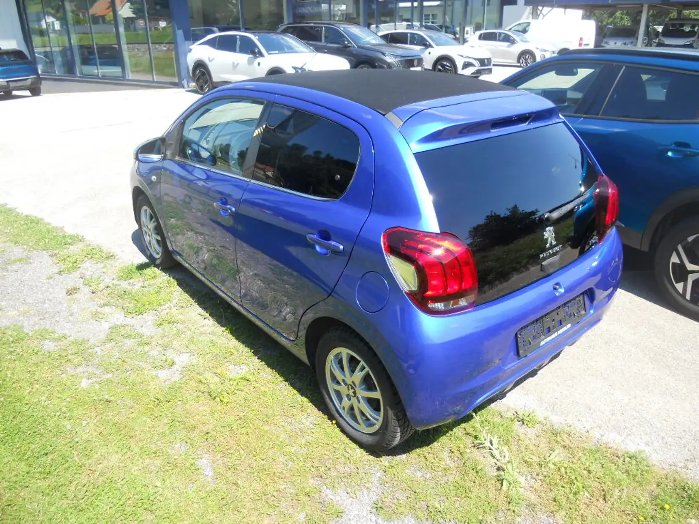 Peugeot 108 1,0 VTi 72 TOP! Collection Blau - 2