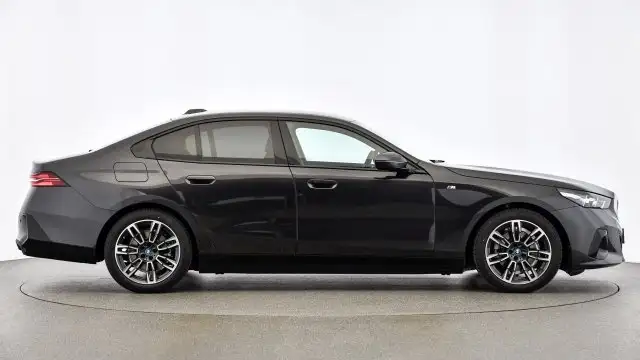 BMW 530 e xDrive Limousine G60 Ansicht 10