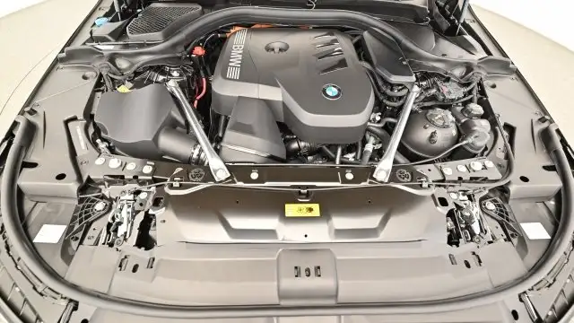 BMW 530 e xDrive Limousine G60 Ansicht 6