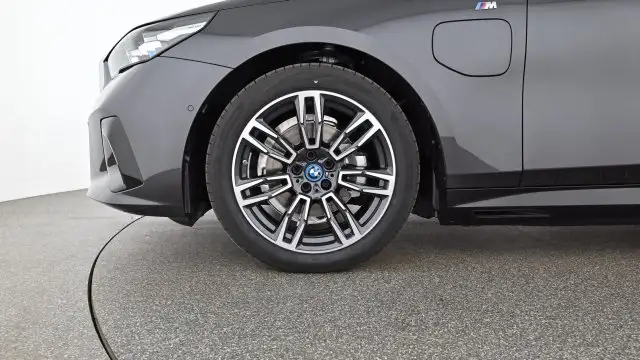 BMW 530 e xDrive Limousine G60 Ansicht 7